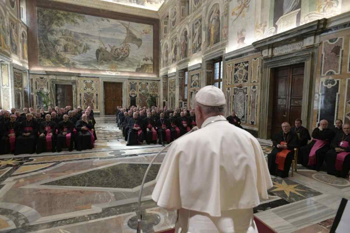 Il decalogo di Francesco ai nunzi apostolici per ricordar loro che rappresentano la Chiesa e il Papa