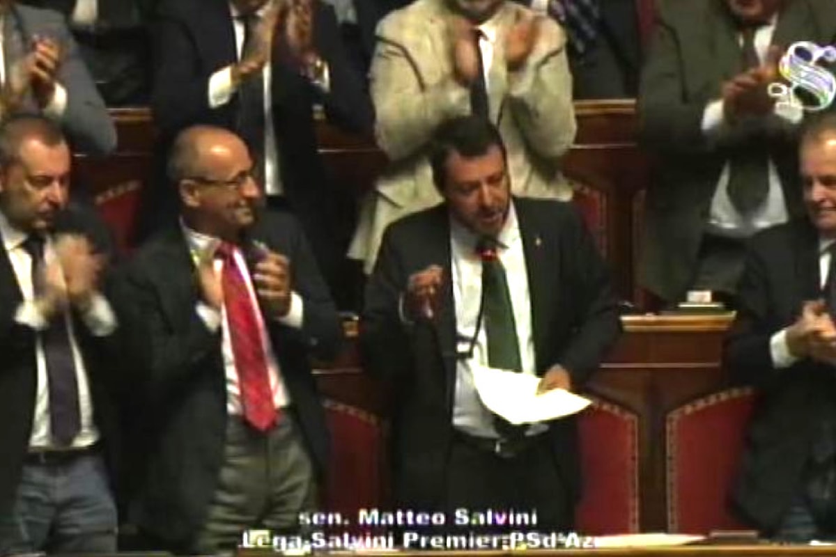 Salvini al Senato: andiamo al voto... ma prima non sarebbe meglio tagliare i parlamentari?