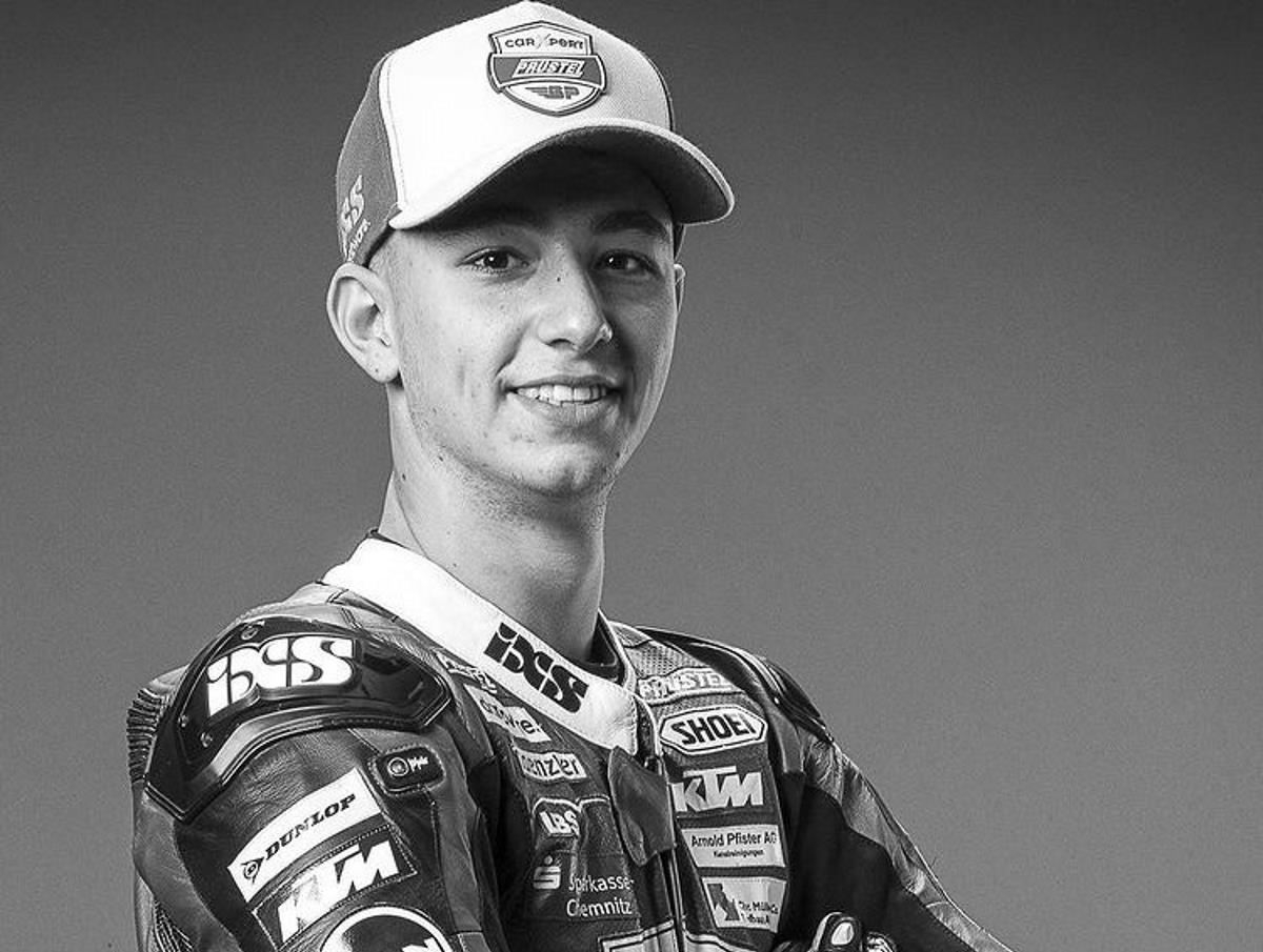È morto il pilota svizzero Jason Dupasquier dopo il terribile incidente al Mugello nella Q2 della Moto3