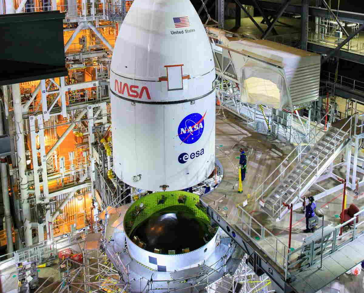 La Orion collegata allo Space Launch System: prende forma la missione Artemis-1