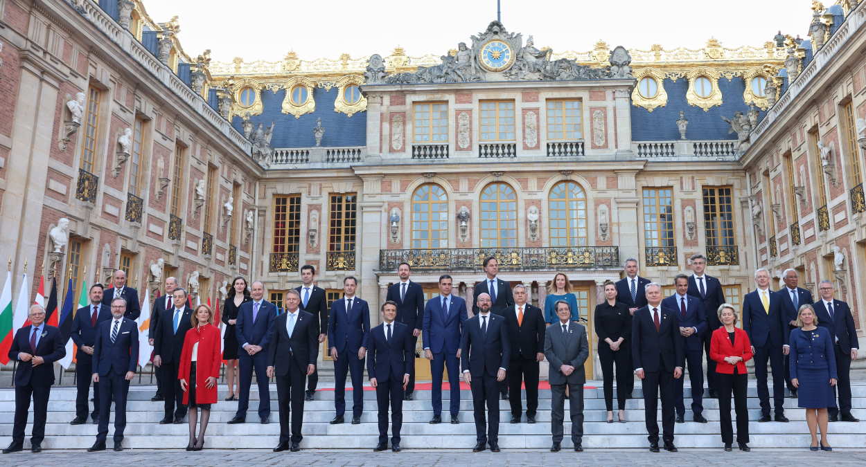 I risultati della prima giornata del Consiglio europeo a Versailles sulla guerra in Ucraina