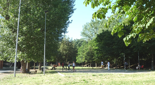 Nessuna pera cade dall'albero dei cittadini!