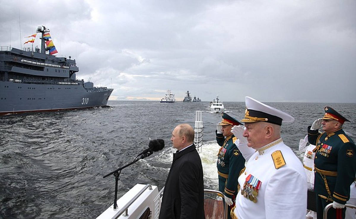Il Cremlino pubblica la nuova dottrina navale dove indica Stati Uniti e Nato come una minaccia alla sicurezza della Russia