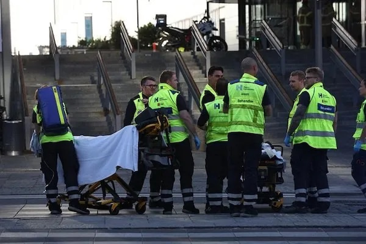 Copenaghen: un 22enne spara in un centro commerciale uccidendo tre persone