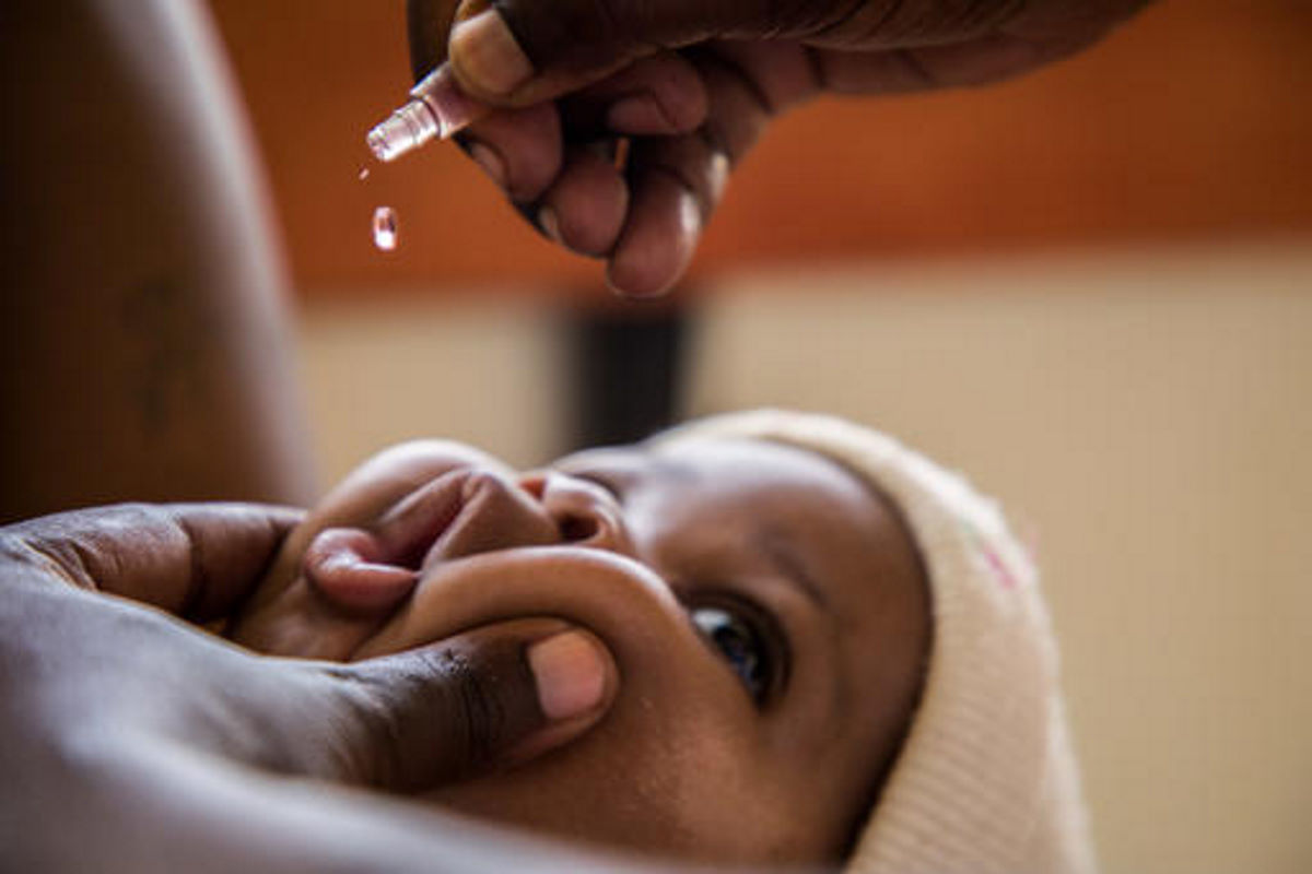 UNICEF/OMS: a causa della pandemia sono calate le vaccinazioni base tra i bambini. è allarme rosso