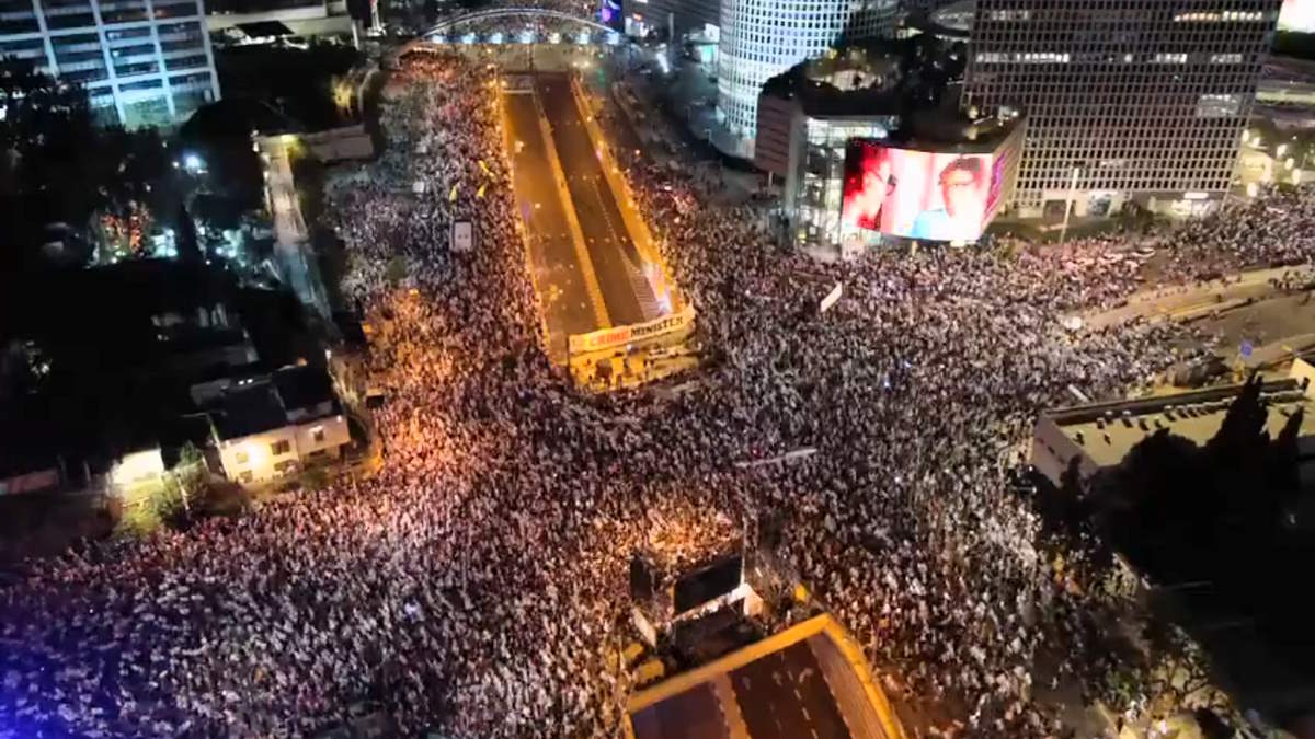 In Israele continua la protesta contro la riforma del sistema giudiziario nonostante proseguano le trattative per un accordo