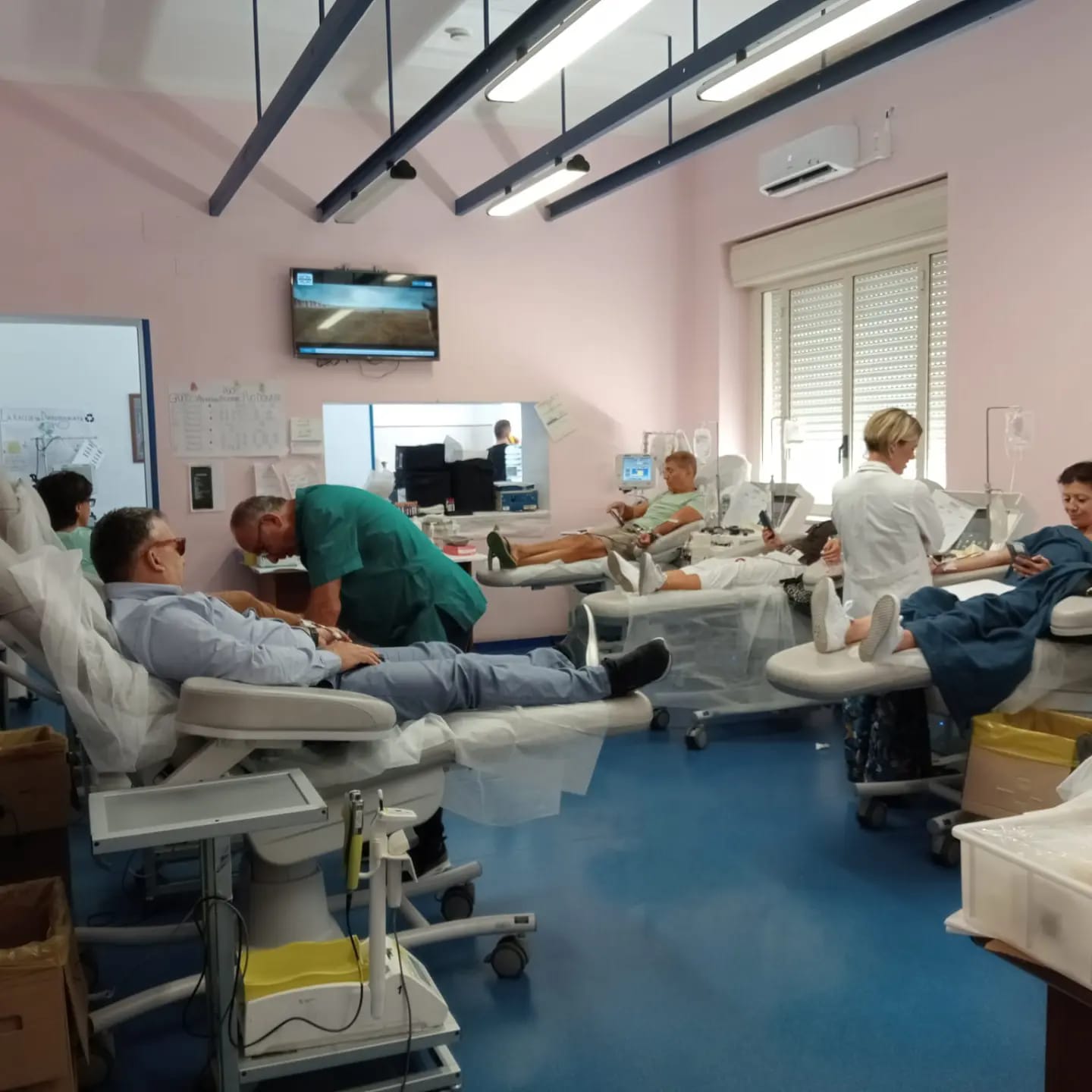 DONAZIONE SANGUE - Un video donato a “Linfa Rossa” di Palermo. Riccardo Rossi: “Il mio, un atto di solidarietà e amore verso gli altri”