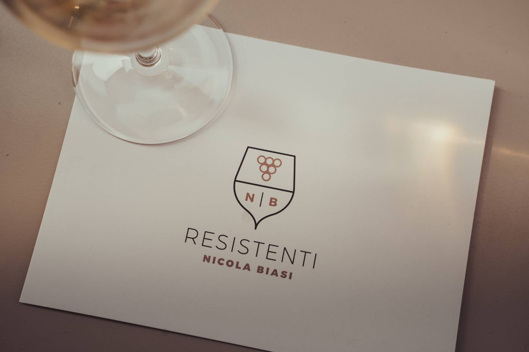 Nicola Biasi presenta la degustazione guidata “BERE IL FUTURO, OGGI” per una serata alla scoperta di vini da varietà resistenti