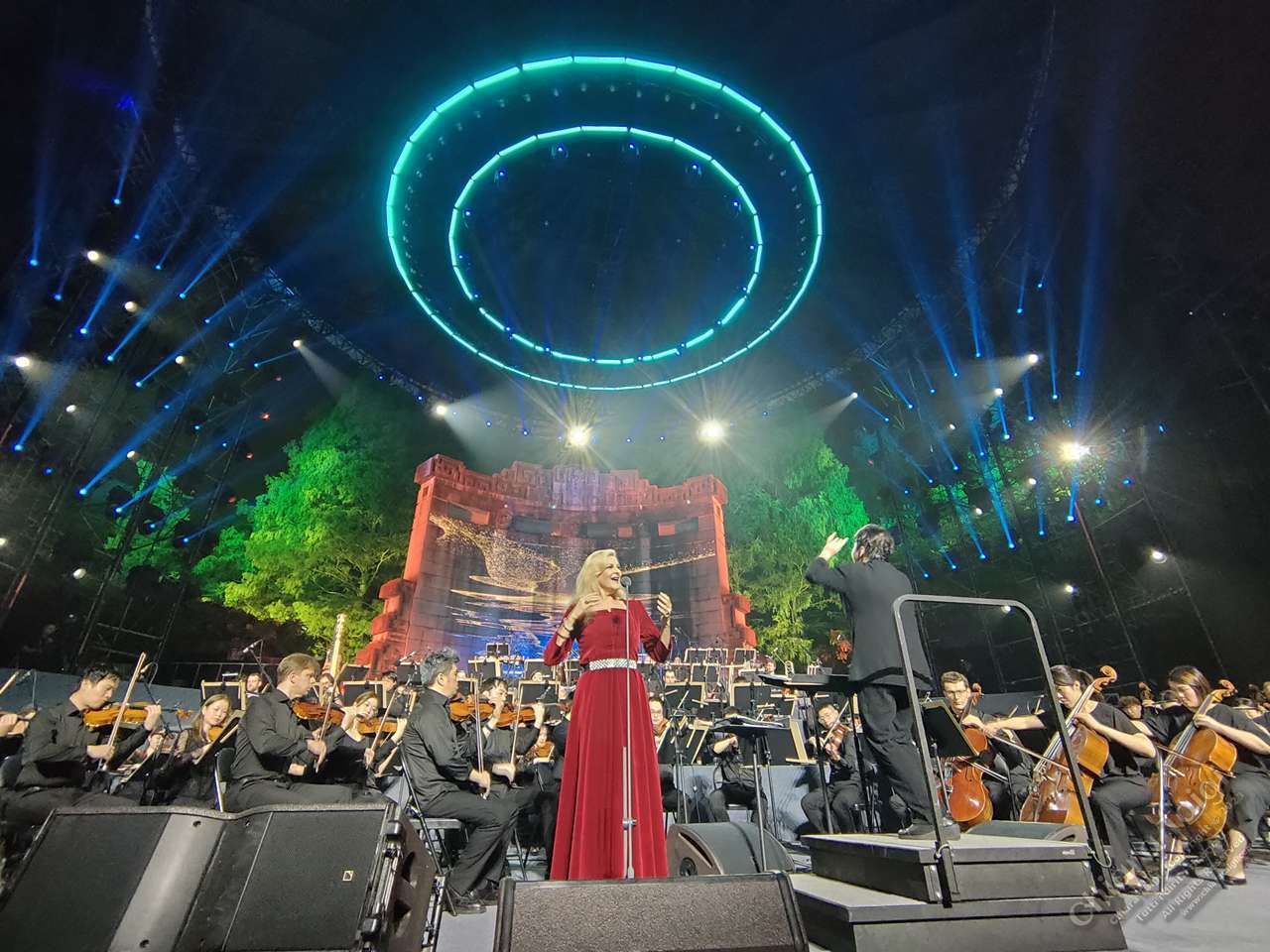 CHIARA TAIGI - Video integrale del Concerto del Nanjing Forest Music Festival 2023! Canto e melodie senza tempo immersi in un luogo incantato della Cina