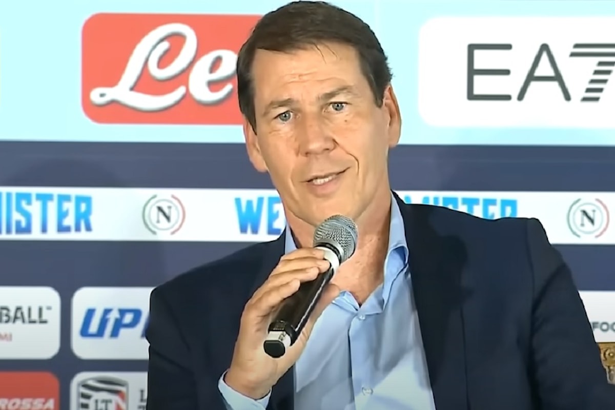 Garcia: “Napoli col 4-2-3-1, è possibile. Sette punti dall’Inter? Non sono tanti, siamo a un quarto del campionato”