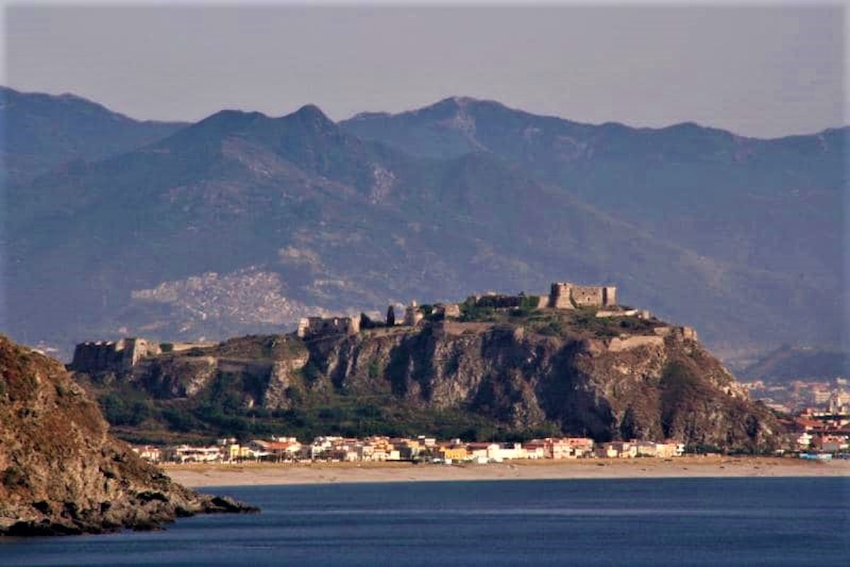 Milazzo (ME) – Sui lavori alla Cittadella fortificata l’Assessore Romagnolo risponde a Maisano