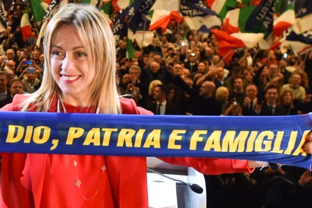 “Dio e Patria”, la Famiglia se n’è andata via!