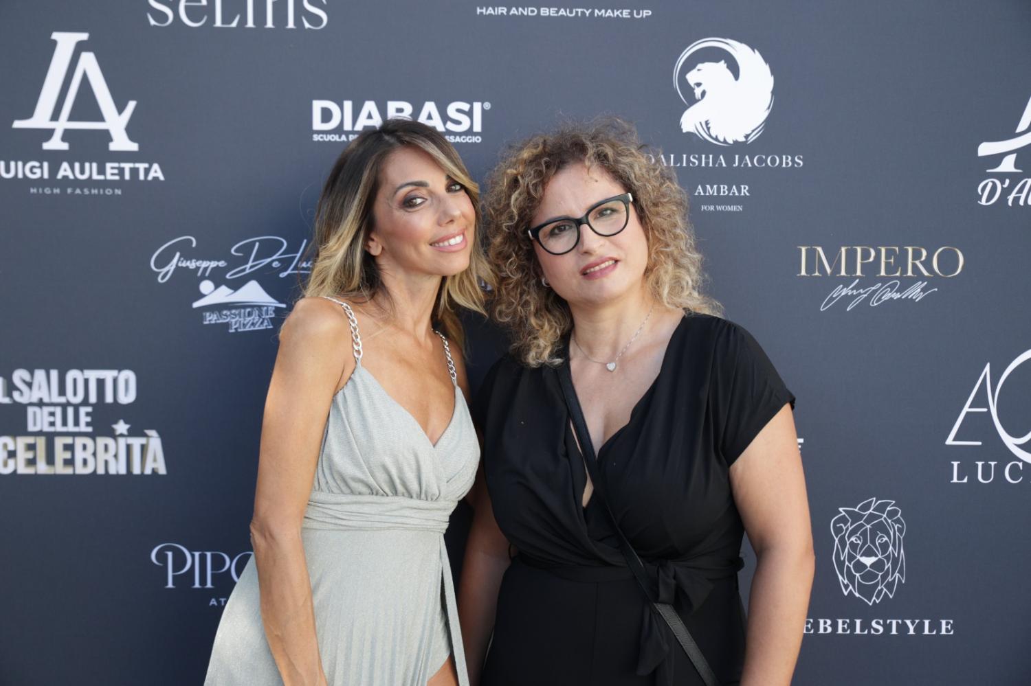 Divina Couture: l’innovazione della sartorialità a “il salotto delle celebrità” durante la mostra del Cinema di Venezia