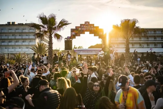 L’1 maggio ’25 Papeete Beach (MiMa) festeggia 25 anni di beach party e grandi successi