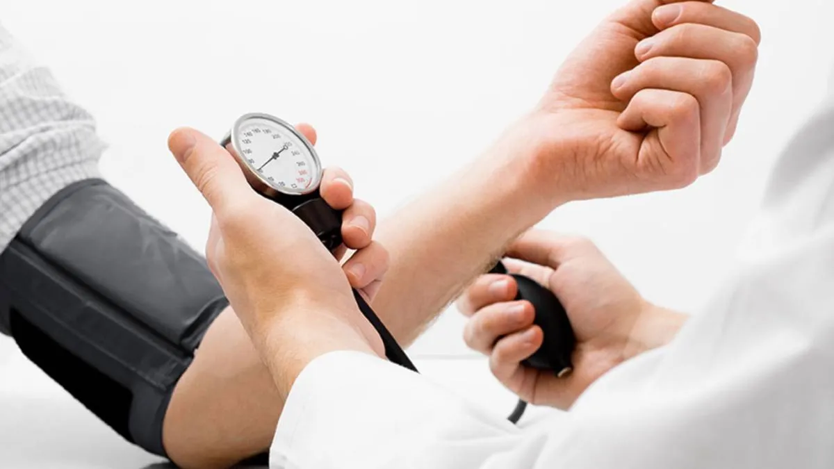 Pressione Arteriosa: Misurarla nel braccio destro o sinistro, è la stessa cosa?