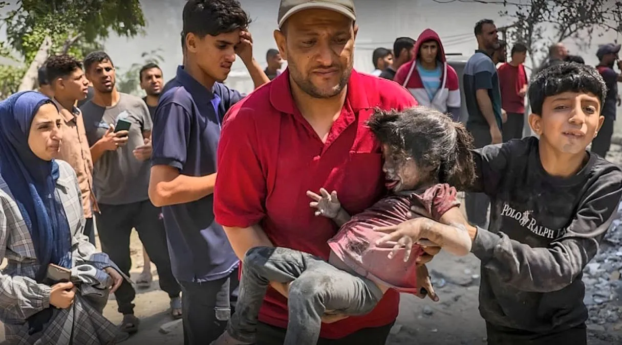 Haaretz: a Gaza l'esercito israeliano ha dato ordine di sparare sui palestinesi radunati presso i punti di distribuzione degli aiuti