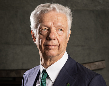 La carriera di Claudio Riva, Presidente di Riva Forni Elettrici