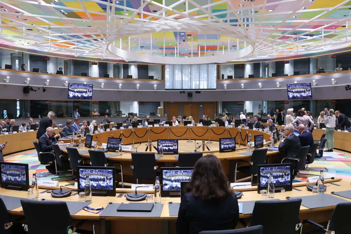 Vergogna europea: l'UE, anche con la complicità del governo Meloni, volta le spalle al diritto internazionale e ai civili di Gaza