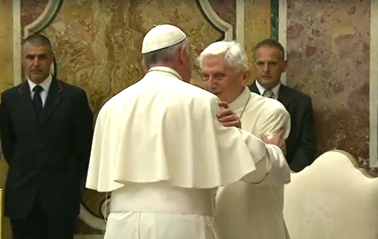 Celebrati in Vaticano i 65 anni di sacerdozio di Joseph Ratzinger