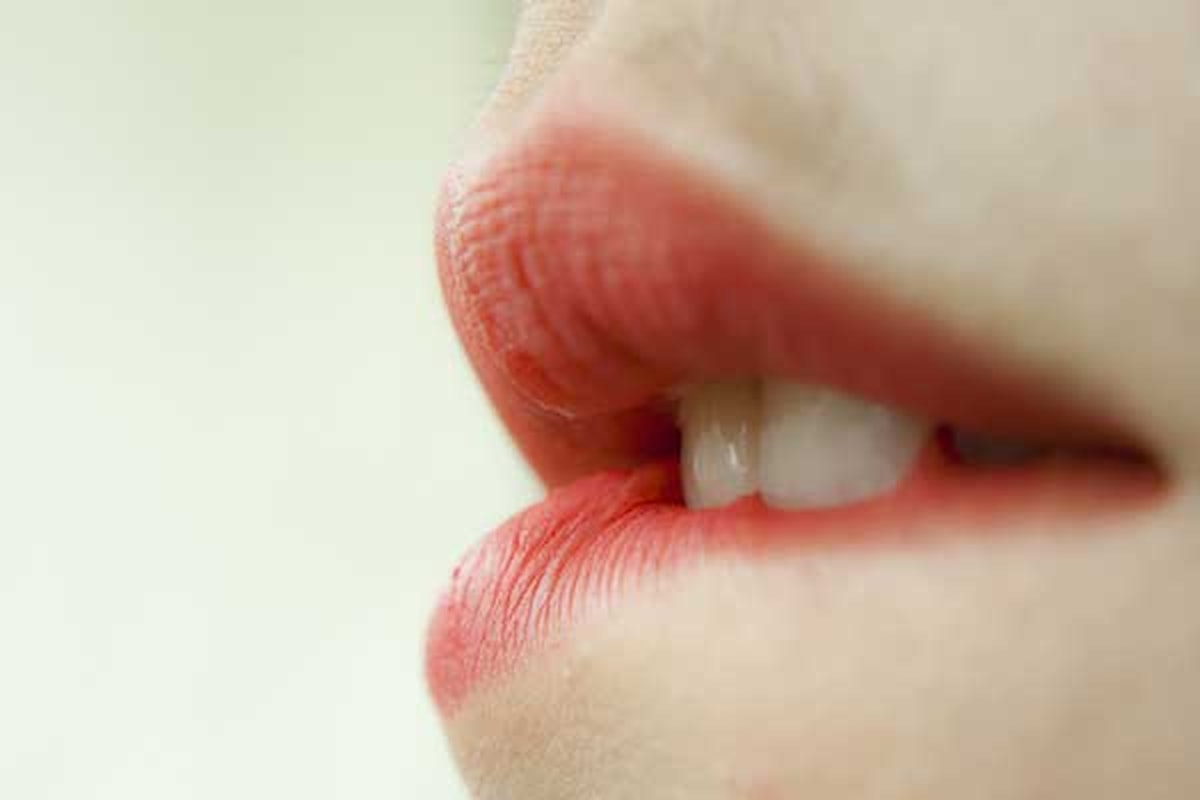 Rimedi naturali per alleviare i fastidiosi sintomi dell'herpes labiale