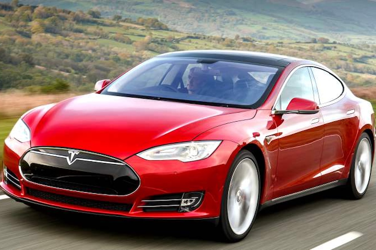 Tesla tra i sogni dei progetti futuri e i conti (deludenti) della realtà