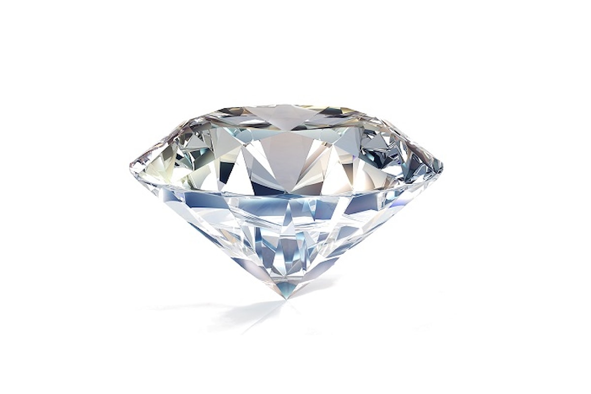 Come tagliare un diamante senza l'uso del laser?